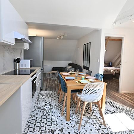 3 Appartements Premium Au Pied De La Cathedrale - Hypercentre Sens Exterior photo