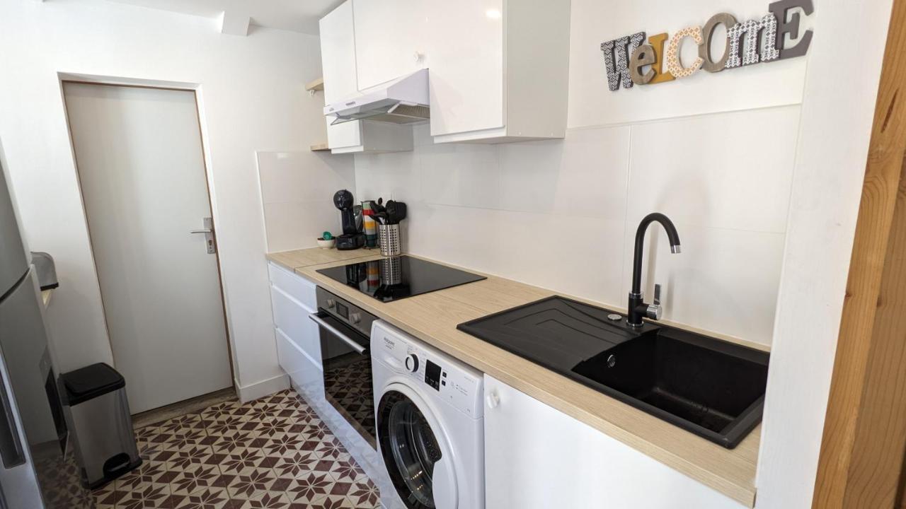 3 Appartements Premium Au Pied De La Cathedrale - Hypercentre Sens Exterior photo