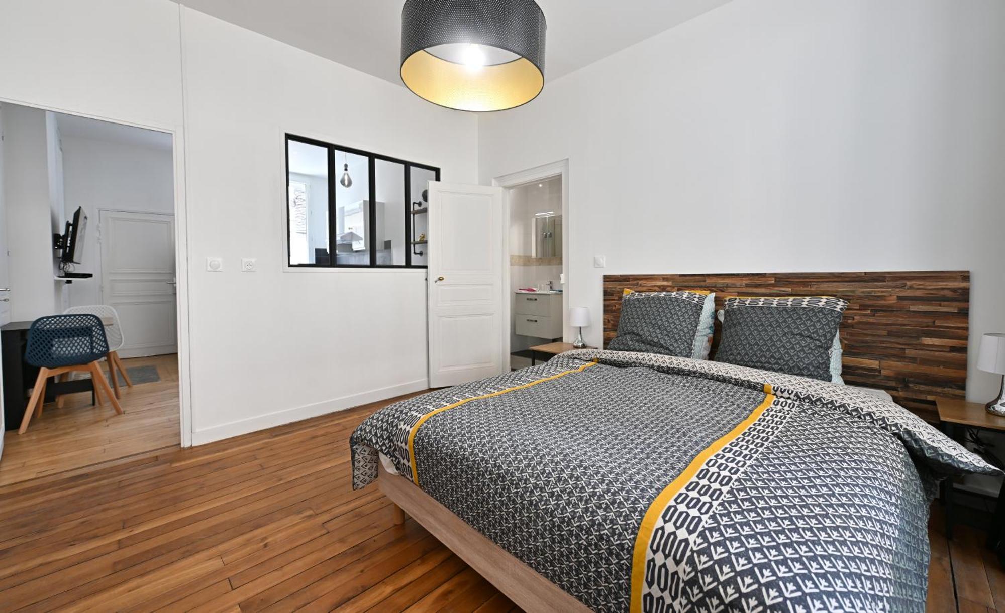 3 Appartements Premium Au Pied De La Cathedrale - Hypercentre Sens Exterior photo