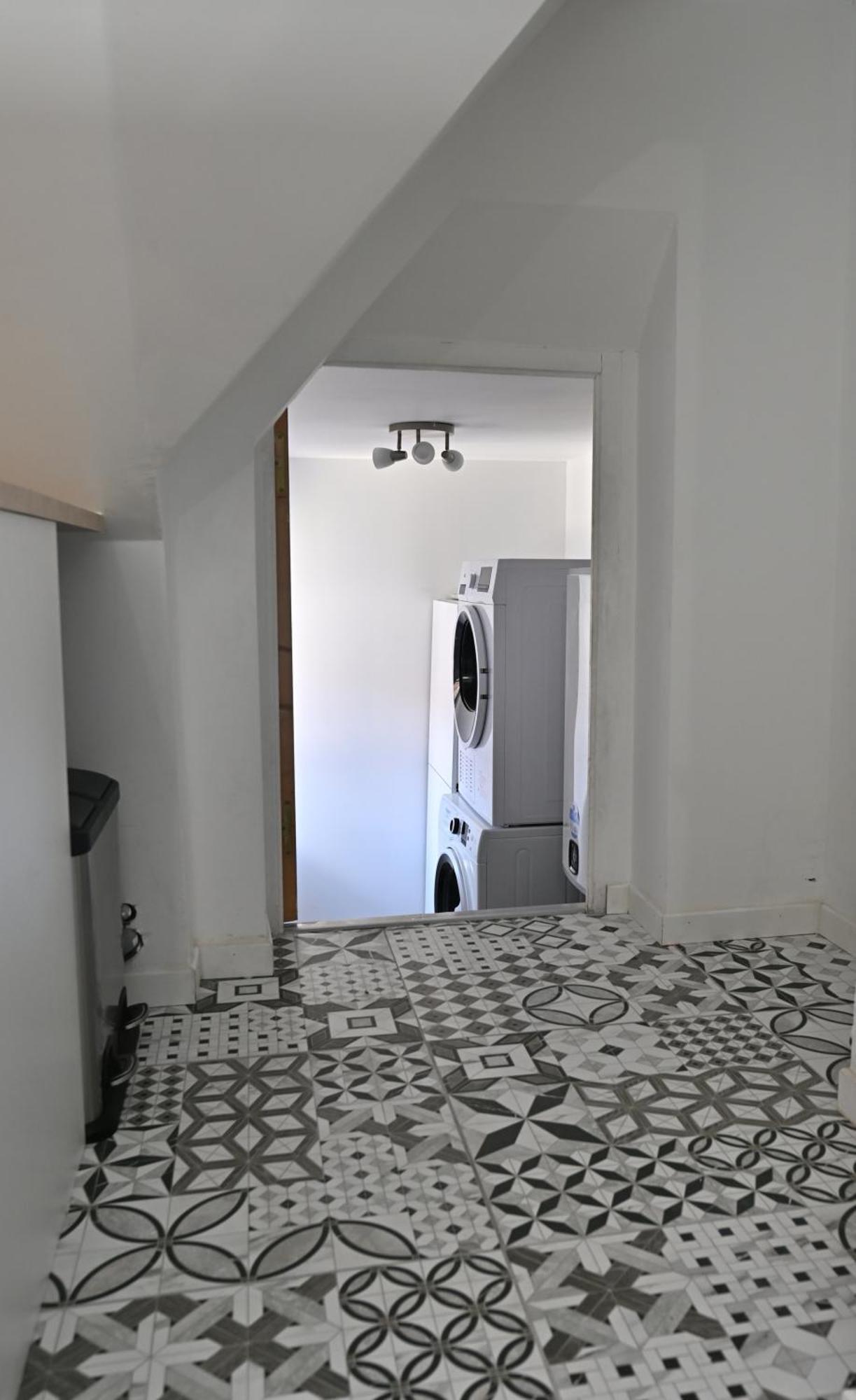 3 Appartements Premium Au Pied De La Cathedrale - Hypercentre Sens Exterior photo