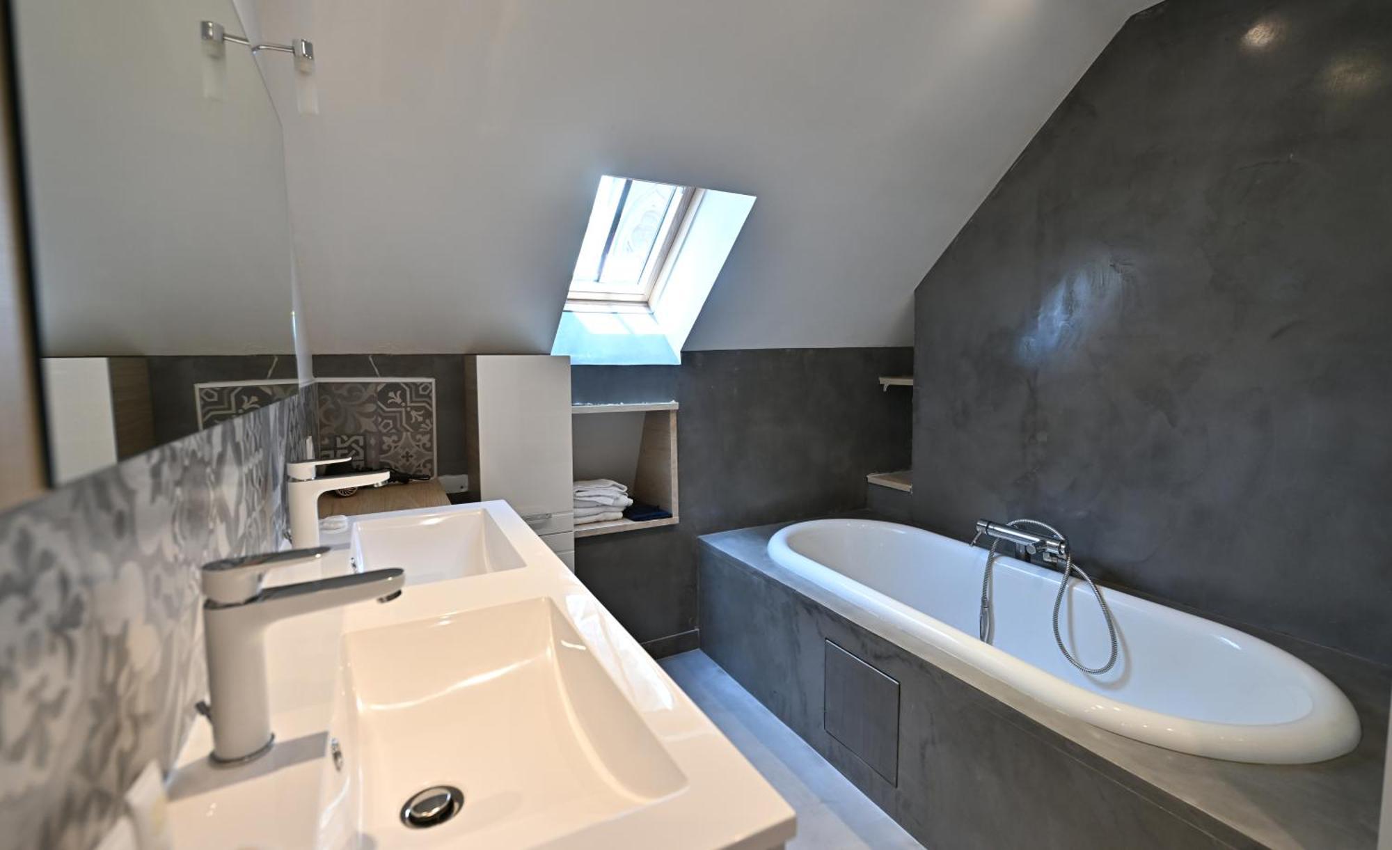3 Appartements Premium Au Pied De La Cathedrale - Hypercentre Sens Exterior photo