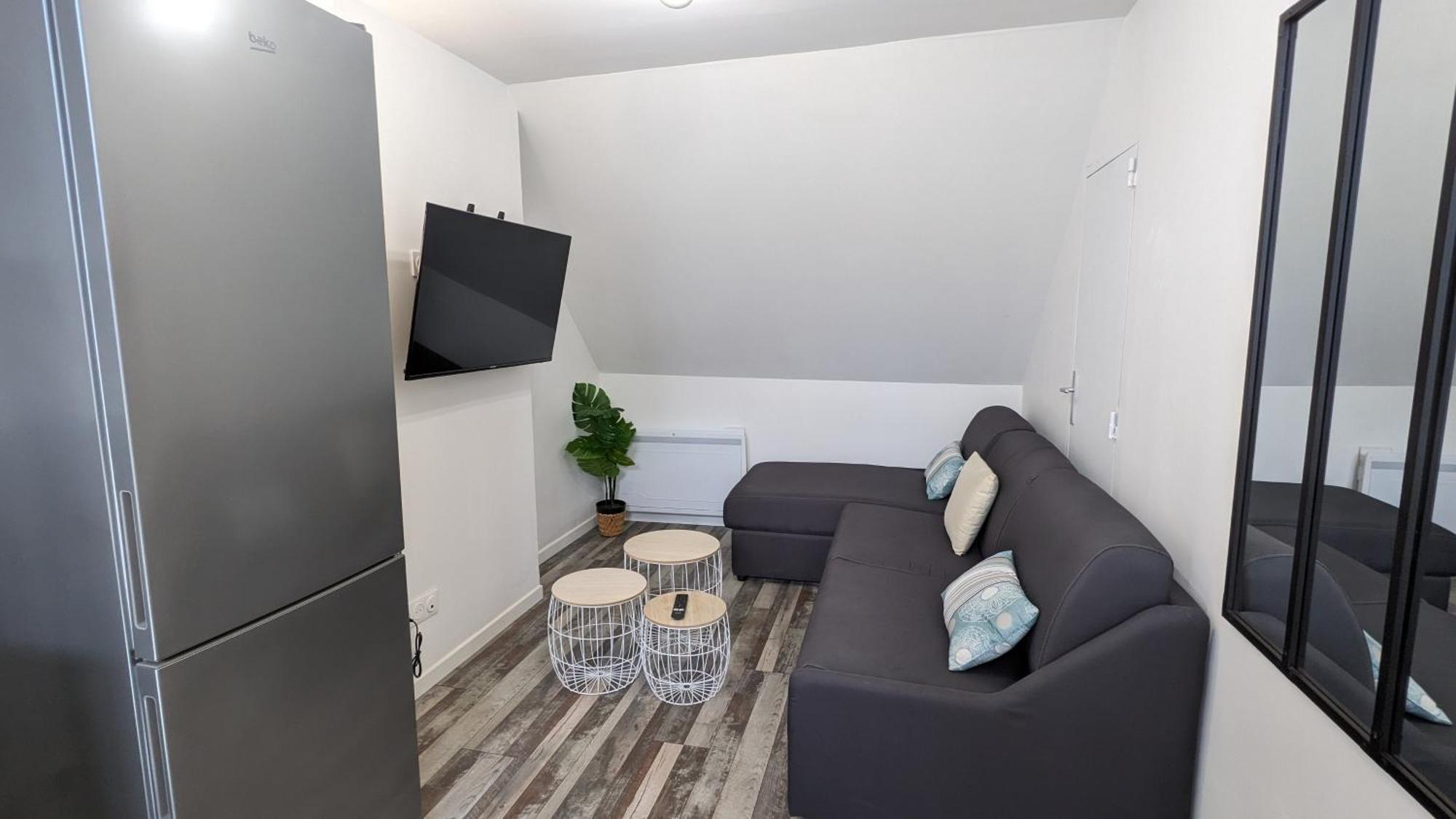 3 Appartements Premium Au Pied De La Cathedrale - Hypercentre Sens Room photo
